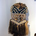 bu-07646-1 baluba kassai-fluss (kuba),perl-maske,ausstellung,hans ried